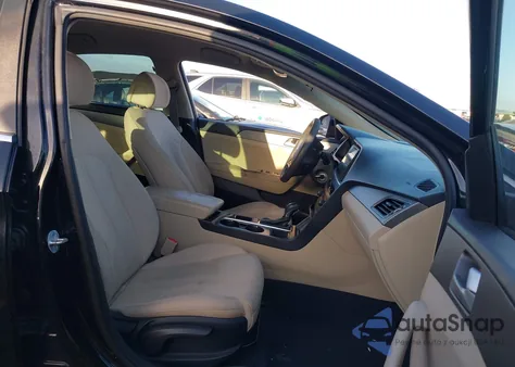 2015 Hyundai Sonata Se z USA, uszkodzony, nr VIN 5NPE24AF2FH016433